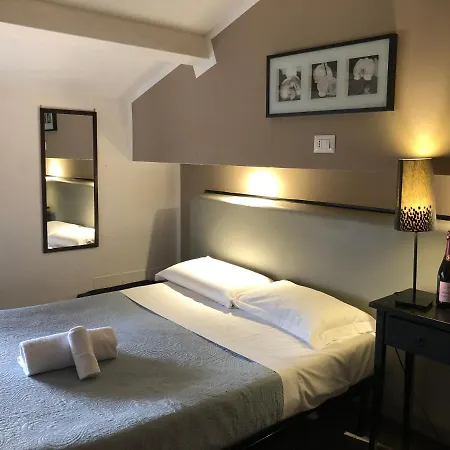 Otel Casale Dei Massimi