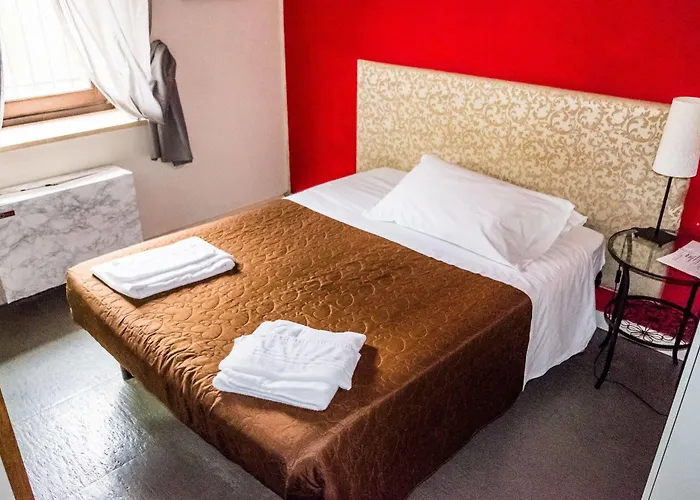 酒店 卡萨莱德伊马西米酒店 2*