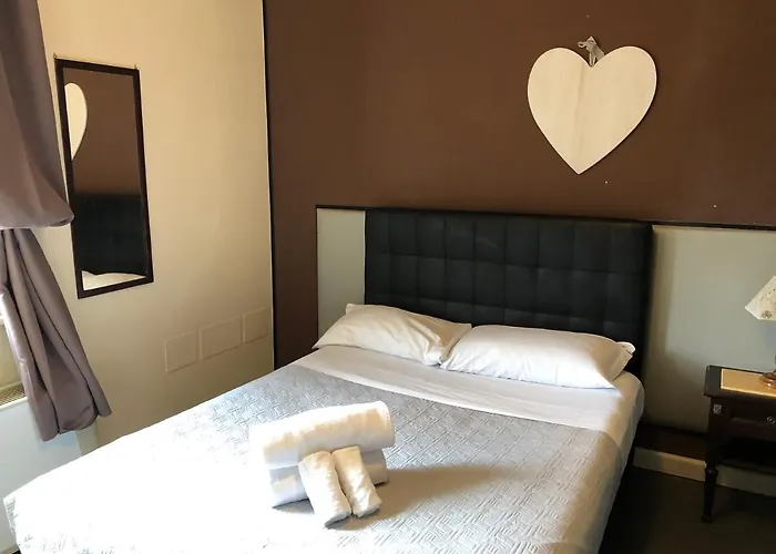 Hotel Casale Dei Massimi 2*